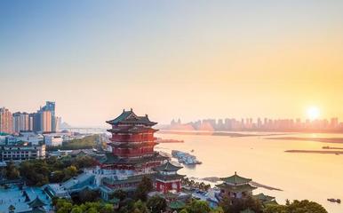 旅行：江西南昌，風景秀麗，八一起義之地，值得一去|南昌|滕王閣|江西_新浪網(wǎng)